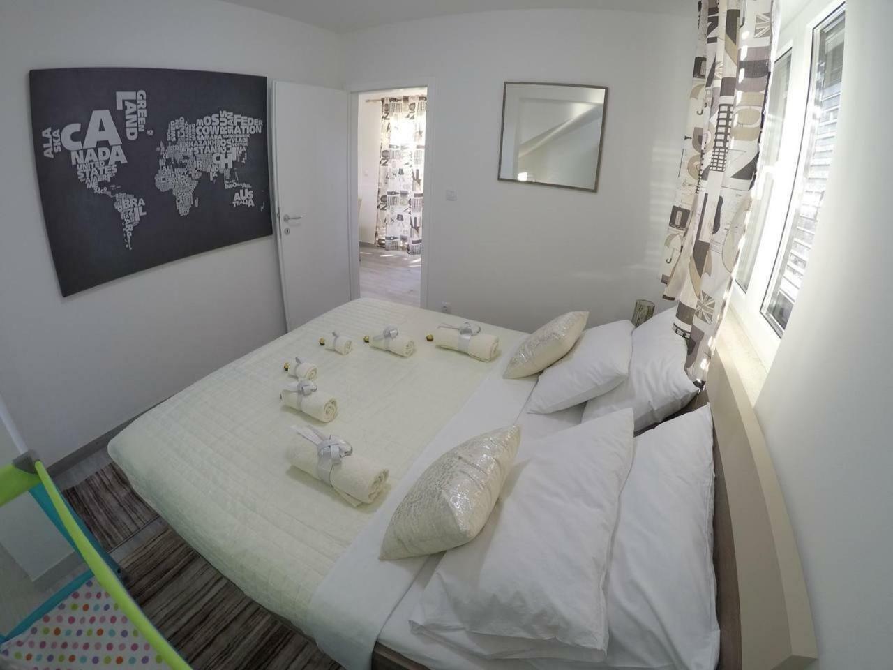 The Globetrotter'S Residence Kaštel Novi 외부 사진