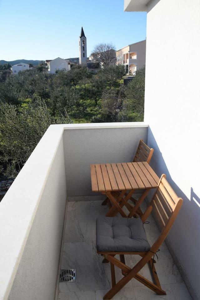 The Globetrotter'S Residence Kaštel Novi 외부 사진