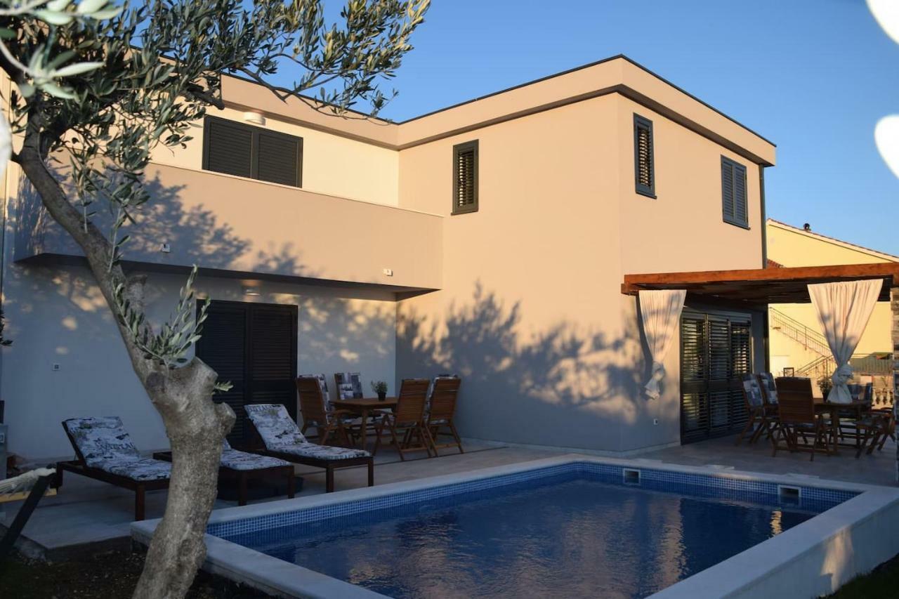 The Globetrotter'S Residence Kaštel Novi 외부 사진