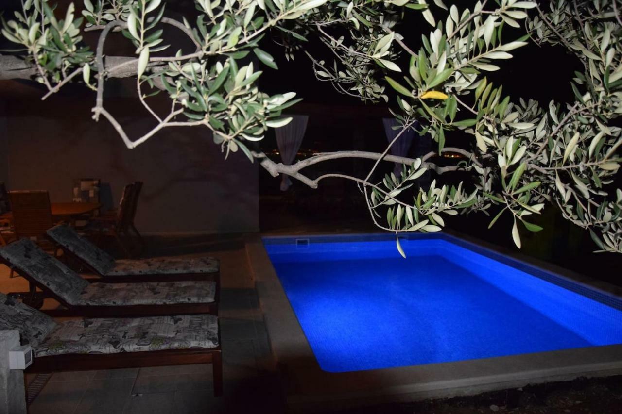 The Globetrotter'S Residence Kaštel Novi 외부 사진